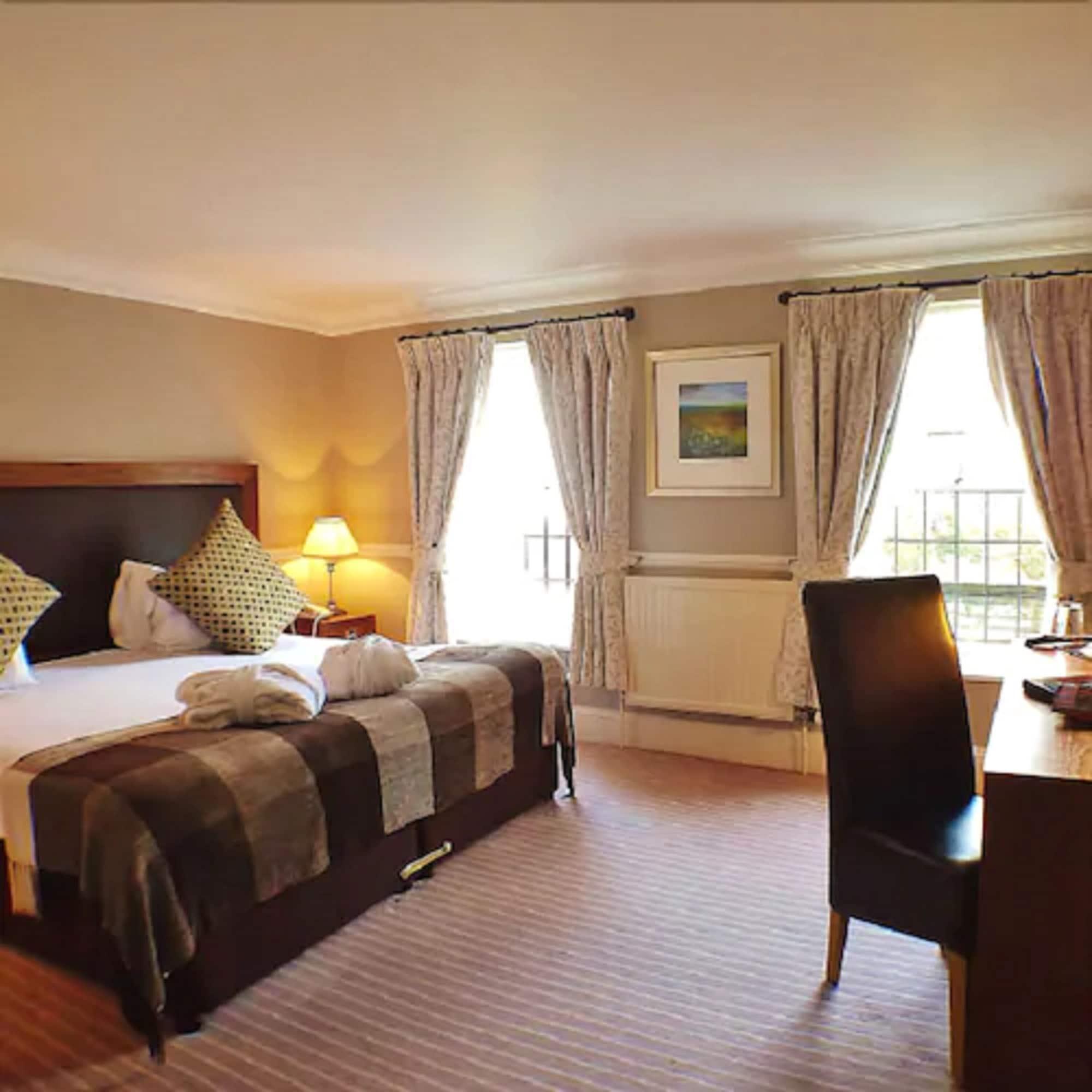 Hatton Court Hotel Gloucester Eksteriør billede