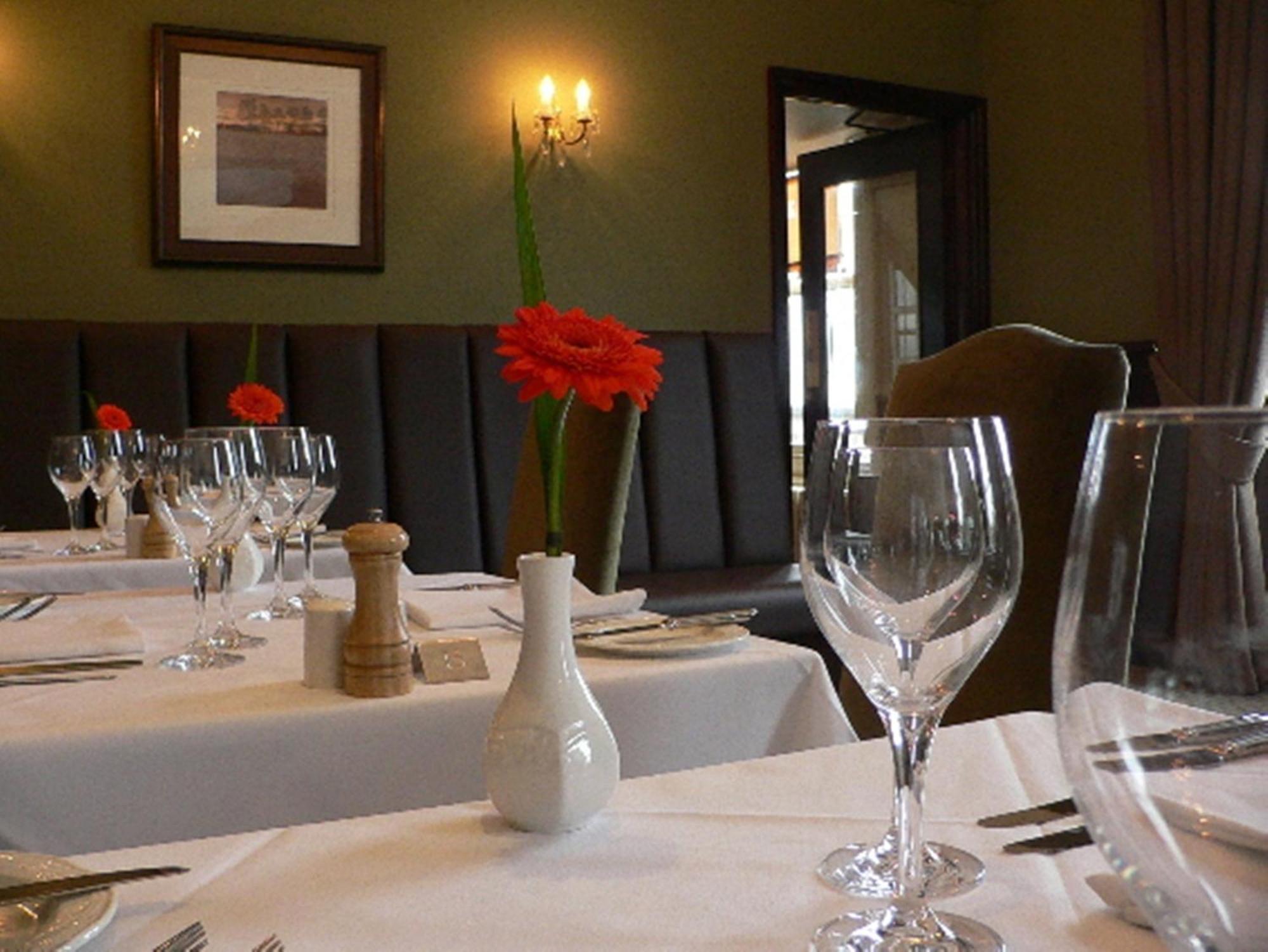 Hatton Court Hotel Gloucester Eksteriør billede