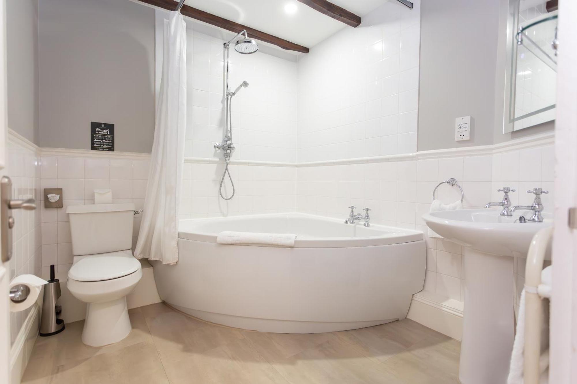 Hatton Court Hotel Gloucester Eksteriør billede